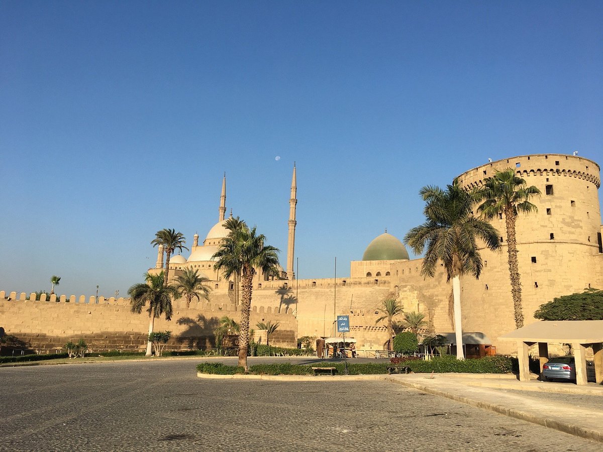 6-Day Tour of Cairo, Abu Simbel, Aswan, and Luxor