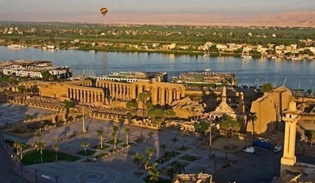 Opulent Cairo and Nile Cruise Adventure